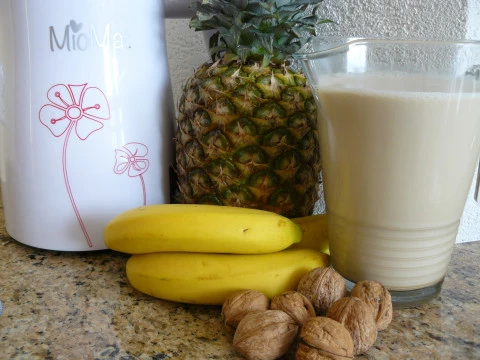 Banánovo-ananasový koktejl