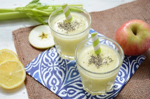Jablečno-celerové smoothie