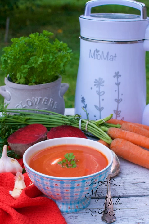 Řepovo-mrkvová polévka od Moje jedlo