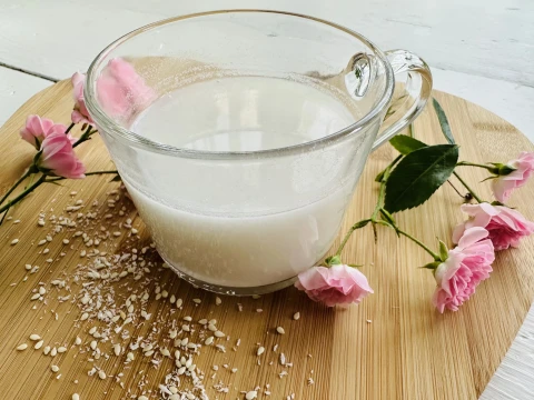 Sezamovo-kokosové rostlinné mléko