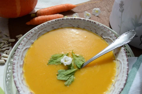Fazulovo-zeleninová polévka